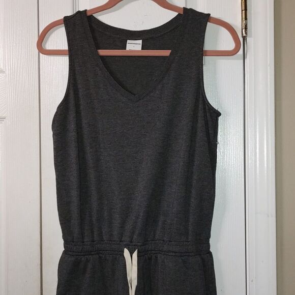 Gray soft short Romper Sz S - Picture 3 of 5